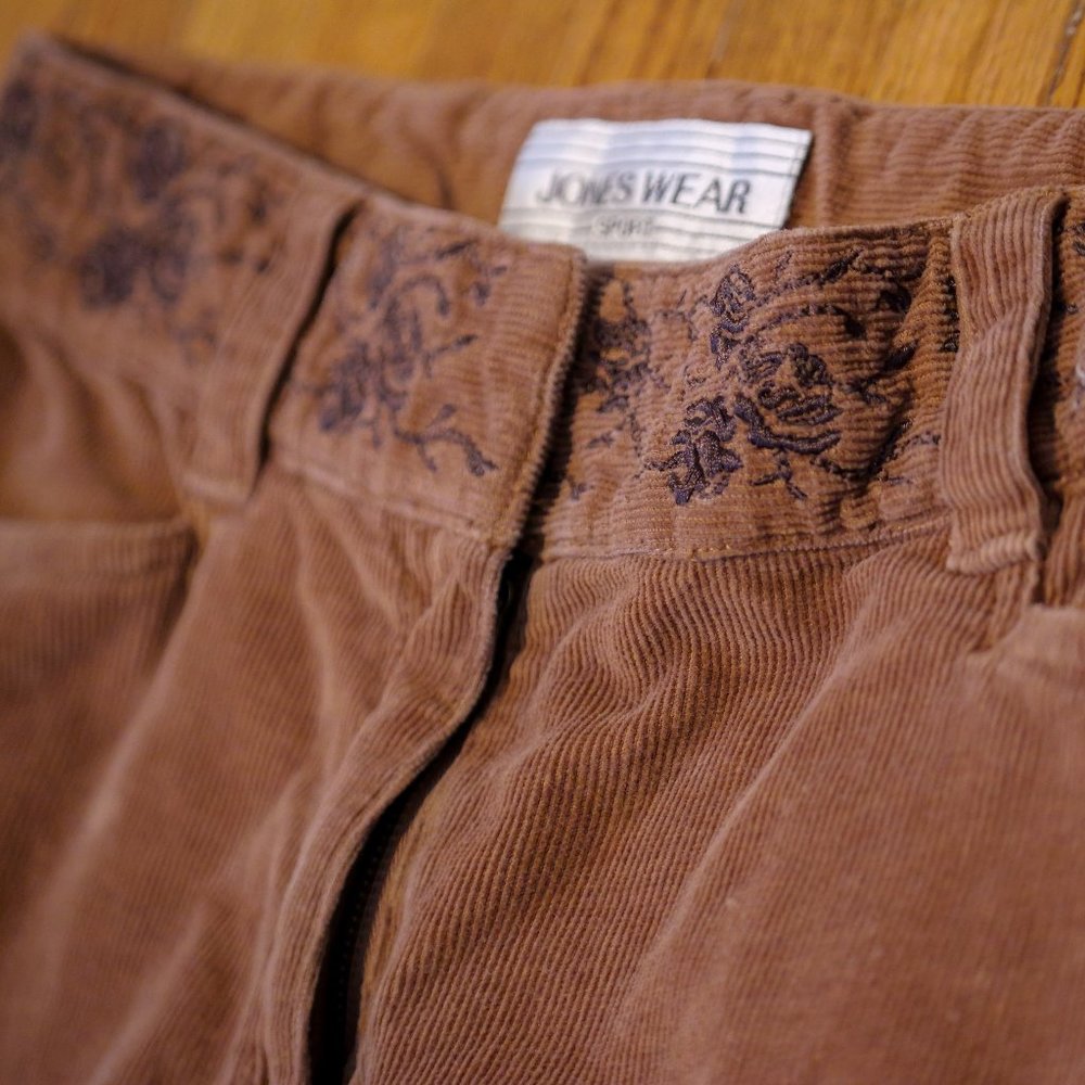 EUC Jones Wear Sport Corduroy Pants with Embroidered Waist - Size 6